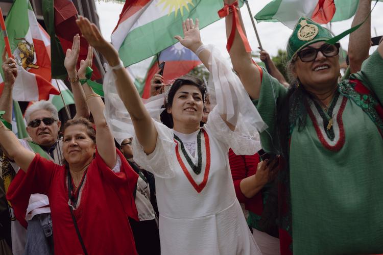 Omkring 200 var samlet til demonstrationen på Axeltorv i København. Foto: Benjamin Krog