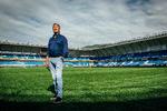 Åge Hareide fotograferet på stadion i Molde. Karrieren som dansk landstræner fik en abrupt afslutning for Åge Hareide, der havde forestillet sig, at han netop nu skulle gøre sit hold klar til en EM-semifinale på Wembley. Foto: Erik Birkeland