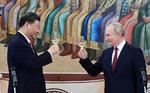 Xi Jinping besøgte Vladimir Putin i Moskva i marts. Nu er det den russiske præsidents tur til at rejse til Kina. Foto: Sputnik/Ritzau Scanpix