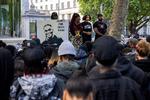Black Lives Matter-aktivister protesterede i London i kølvandet på drabet på 24-årige Chris Kaba, der blev skudt af en politibetjent i september 2022. Betjenten er nu tiltalt for drab. Foto: Maja Smiejkowska/Ritzau Scanpix