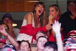 Taylor Swift var på tilskuerrækkerne til søndagens NFL-kamp mellem Kansas City Chiefs og Chicago Bears. Foto: Jason Hanna/Ritzau Scanpix