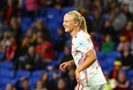 Pernille Harder var med tre mål den helt afgørende spiller i sejren over Wales. Foto: Andrew Boyers/Ritzau Scanpix