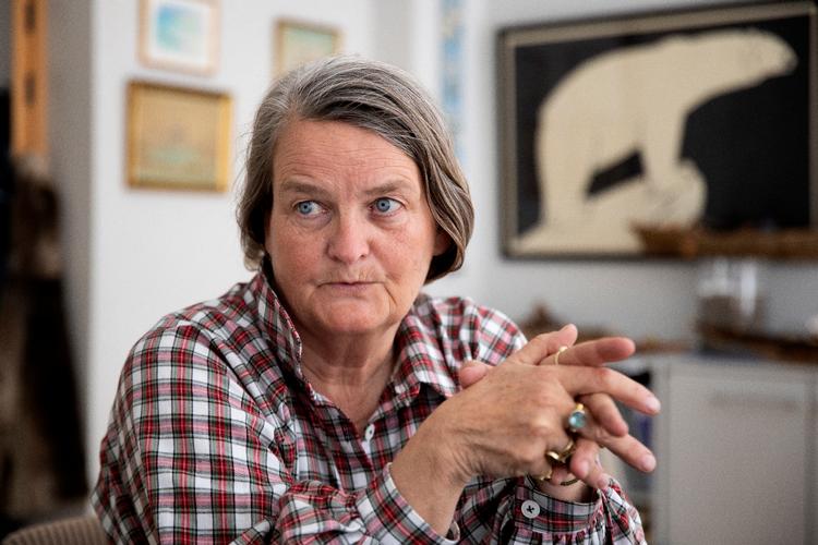 Leise Johnsen arbejder ikke bare med Grønland. Hun har også boet der. I fem år var hun direktør for Nordisk Ministerråds Kulturinstitution og boede i Nuuk sammen med sin familie.  Foto: Finn Frandsen