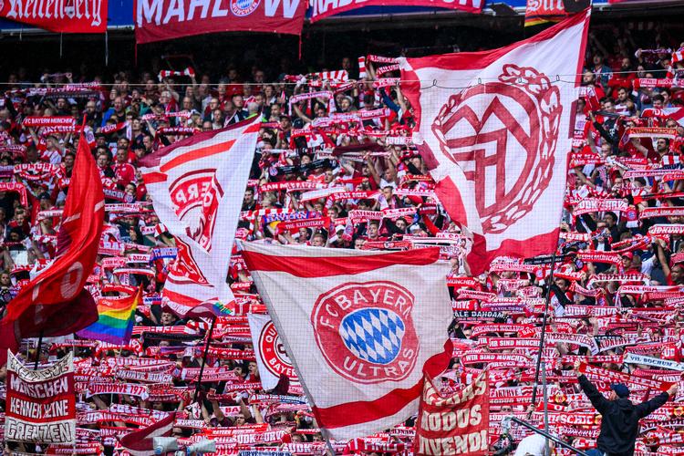 75 procent af Bayern München er ejet af moderklubben og dermed de 300.000 medlemmer, men de store beslutninger træffes på bestyrelsesgangen.   Foto: Tom Weller/Ritzau Scanpix