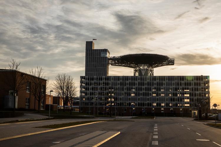 Aarhus Universitetshospital går i år formentlig 155 millioner kroner over budget. Mange patienter, øgede udgifter til medicin og mangel på personale presser økonomien og hospitalerne i Region Midtjylland. Foto: Jens Hartmann
