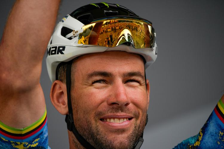  38-årige Mark Cavendish har vundet en etapesejr i Tour de France 34 gange og deler rekorden med Eddy Merckx. Til næste sommer vil han formentligstille op i det franske løb og forsøge at bringe sig selv i spidsen af den rekordliste. Foto: Daniel Cole/Ritzau Scanpix