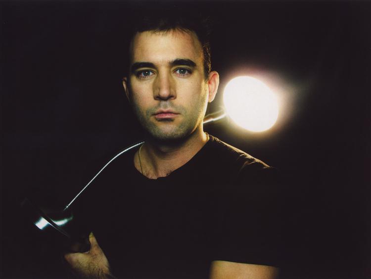 Der er et ophøjet lys, som meget af den underspillet kristne Sufjan Stevens' musik kredser om. (Foto: PR foto Asthmatic Kitty). Foto: Pr-foto