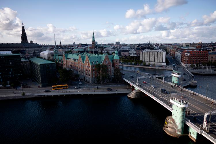 Udsigten fra Roof ved Knippelsbro.  Foto: Emil Bay