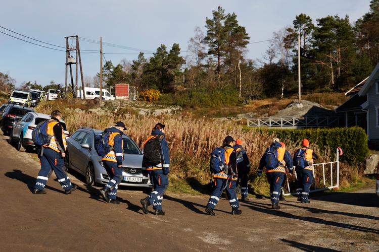 200 personer leder efter forsvunden syvårig i norsk skov søndag eftermiddag. Foto: Tor Erik Schrøder/Ritzau Scanpix