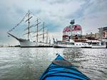 Se havnebyen Gøteborg i lejet kajak. Det er en af mulighederne i verdens mest bæredygtige by, ifølge Global Destination Sustainability Movement.   Foto: Per Munch
