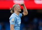 Soccer Football - Premier League - Manchester City v Brighton &amp; Hove Albion - Etihad Stadium, Manchester, Britain - October 21, 2023 Manchester City's Erling Braut Haaland celebrates after the match Action Images via Reuters/Jason Cairnduff NO USE WITH UNAUTHORIZED AUDIO, VIDEO, DATA, FIXTURE LISTS, CLUB/LEAGUE LOGOS OR 'LIVE' SERVICES. ONLINE IN-MATCH USE LIMITED TO 45 IMAGES, NO VIDEO EMULATION.NO USE IN BETTING, GAMES OR SINGLE CLUB/LEAGUE/PLAYER PUBLICATIONS. Foto: Jason Cairnduff/Ritzau Scanpix