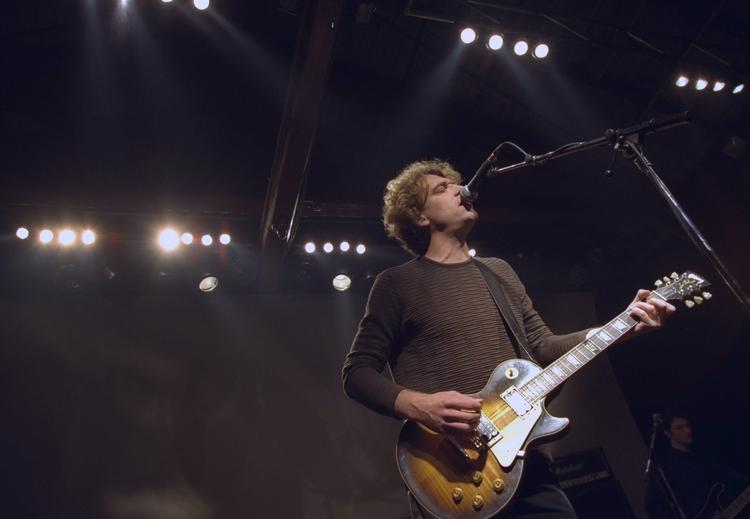 Nikolaj Nørlund fotograferet ved en koncert i Pumpehuset i november 1997, hvor hans album 'Nye optagelser' udkom. Foto: Jan Grarup
