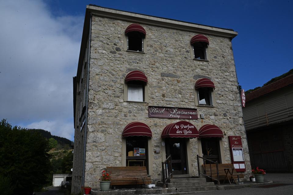 Hôtel au Parfum des Bois i den sydfranske bjergby Saint-Cirgues-en-Montagne. Foto: Jakob Albrecht