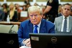 Tidligere præsident Donald Trump har nu igen fået forbud mod at rase ud på de sociale medier mod vidner, der går ham imod i flere af de retssager, han er involveret i. Foto: Pool/Ritzau Scanpix
