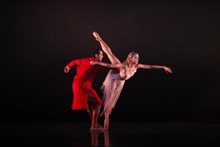 Ryan Tomash og Astrid Elboe i 'Inferno'.  Foto: Henrik Stenberg