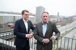 Lars Sandahl Sørensen (th.), administrerende direktør for Dansk Industri og Brian Mikkelsen, direktør for Dansk Erhverv, er positivt stemt over for regeringens skatteudspil med undtagelse af den nye top-topskat. Foto: Sofia Busk/Sofia Busk