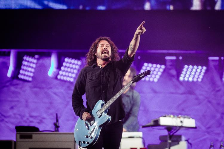 Dave Grohl ses her, da Foo Fighters senest spillede på Roskilde Festival. Det var i 2017.  Foto: Per Lange