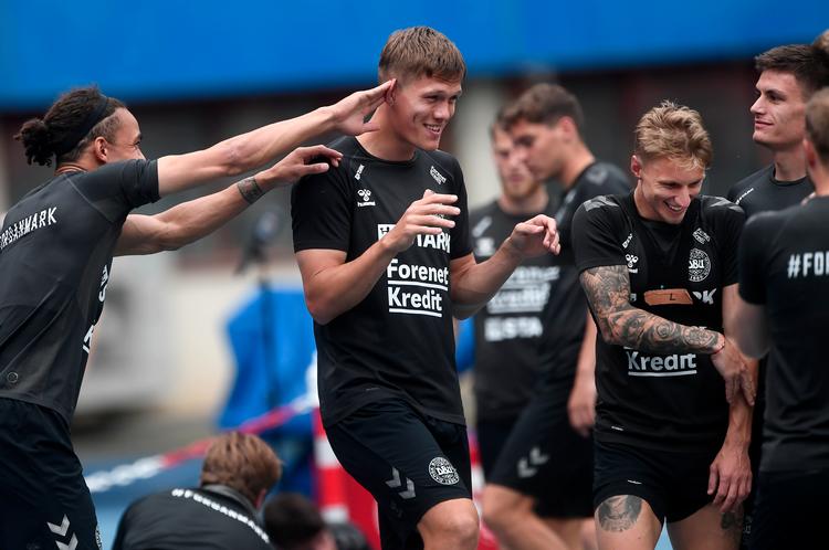Jannik Vestergaard er tilbage på landsholdsholdet, som han sidst var med på i juni sidste år. Her ses han til træning i Wien forud for kampen mod Østrig. Danmark vandt 2-1.  Foto: Lars Poulsen