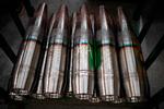 155mm artilleri-granater på en fabrik i Storbritannien, der efter russernes angreb kører på fuldt tryk for at fremstille ammunition. Foto: Oli Scarff/Ritzau Scanpix