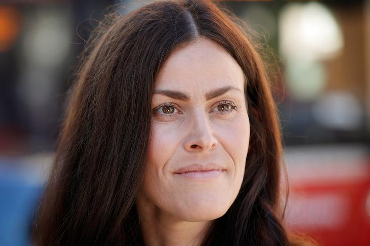  Mette Thiesen mener, at mange kvinder er bange for at tage en taxa, forci mange chauffører er indvandrere. Foto: Jens Dresling