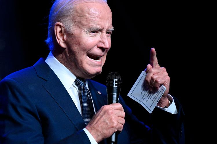 USA’s præsident, Joe Biden, forsøger at holde tungen lige i munden i krigen mellem Israel og Hamas. Foto: Brendan Smialowski/Ritzau Scanpix