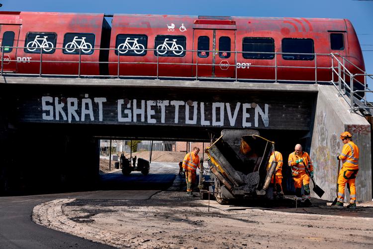 Det socialt udsatte boligområde Mjølnerparken med en overrepræsentation af beboere med anden etnisk baggrund end dansk var på listen, da VK-regeringen i 2010 præsenterede den første af de såkaldte ghettolister. Foto: Jacob Ehrbahn