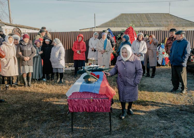 Garipul Kadyrov blev begravet i landsbyen Ovsjanka 12. november.  Foto: Nanna Heitmann/Ritzau Scanpix