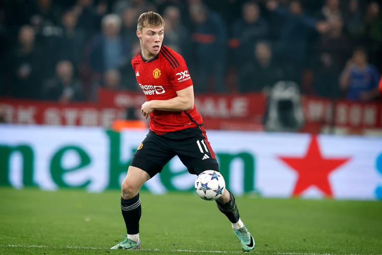 Rasmus Højlunds efterår har budt på to vidt forskellige virkeligheder i Premier League og Champions League Foto: Jens Dresling