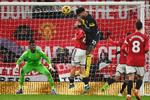 Med et kraftfuldt hovedstød gjorde Philip Billing det til 2-0, da Bournemouth vandt 3-0 over Manchester United. Foto: Oli Scarff/Ritzau Scanpix