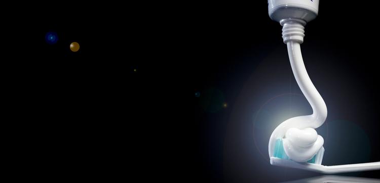 Titaniumdioxid er et farvestof, der anvendes i en lang række plejeprodukter og kosmetik, herunder tandpasta Foto: Rune Pedersen