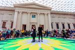 Der har i årevis været klimaprotester på British Museum. Her er det miljøteatergruppen BP or not BP?. Foto: Penelope Barritt/shutterstock/Ritzau Scanpix