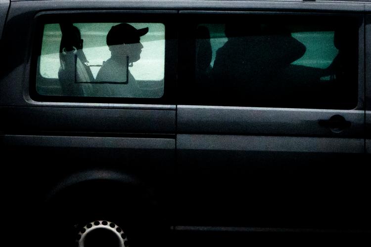 Sanjay Shah ankom til Kastrup Lufthavn, onsdag den 6. december. Umiddelbart efter blev han anholdt og senere varetægtsfængslet. Foto: Mads Claus Rasmussen/Ritzau Scanpix