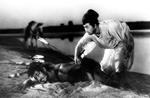 Scene fra Akira Kurosawas film ’Rashomon – Dæmonernes port’, 1950.  Inspirationen kom bl.a. fra novellen 'Rashomon'. Foto: Fra filmen
