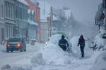 Norges meteorologiske institut har varslet meget kraftigt sne i det kommende døgn. Foto: Tor Erik Schrder/Ritzau Scanpix