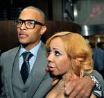 Den amerikanske rapper Clifford Harris med kunstnernavnet T.I. og hans kone Tameka Harris er anklaget for at have voldtaget i kvinde i 2005. Parret afviser anklagen.  Foto: Gregory Smith/Ritzau Scanpix