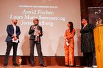 Cavlingprisen 2023 blev uddelt på Arbejdermuseet og gik i år til Jonas Deiborg, Astrid Fischer og Laura Marie Sørensen fra DR for deres afdækning af for lange ventetider på kræftbehandling. Foto: Liselotte Sabroe/Ritzau Scanpix