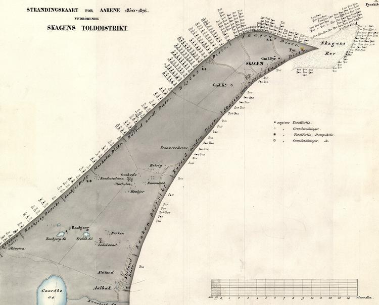 En af Rigsarkivets mange kortsamlinger, kaldet ’Det Kongelige Biblioteks aflevering’, indeholder flere strandingskort fra 1800-tallet. Dette kort markerer lokaliteter for alle strandinger ved Skagen 1850-1876. Omkring 1870 blev Skagen formentlig passeret af 40-50.000 skibe hvert år. Foto: Niels Gravesen/Rigsarkivet