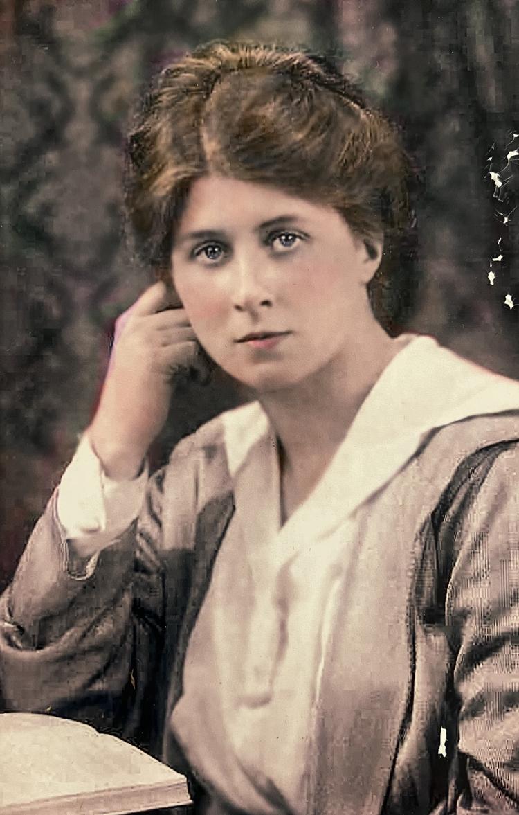 Naomi Dancy var britisk kirurg, medicinsk pioner og forelæste om sociale forhold. I hendes familie var mindet om hende helt fortrængt, mens hendes mand stadig blev dyrket som en helt.  Foto: Tristan Redman