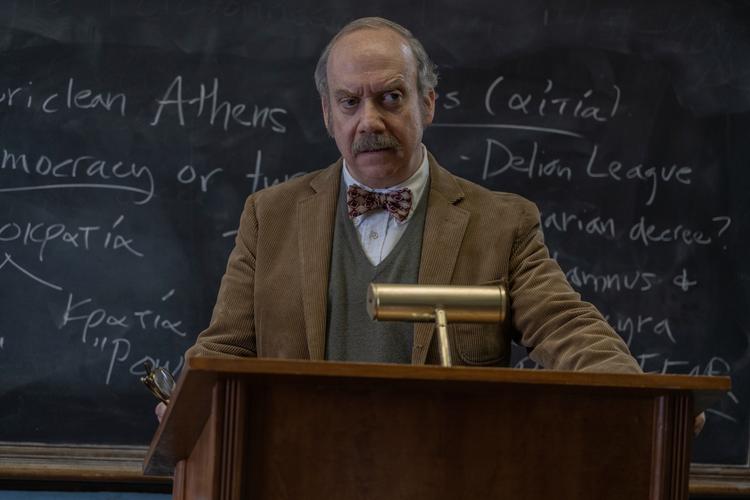 Paul Giamatti spiller amerikansk films svar på lektor Blomme, mr. Hunham. Foto: Netflix