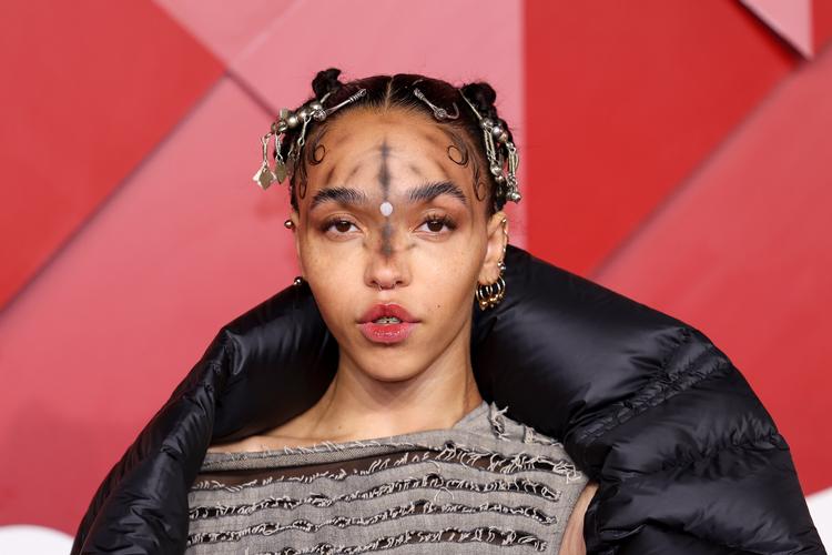 Den britiske sanger FKA twigs blev af Politikens anmelder kaldt en »r’n’b-sensation«, da hun brød igennem i 2014.  Foto: Vianney Le Caer/Ritzau Scanpix