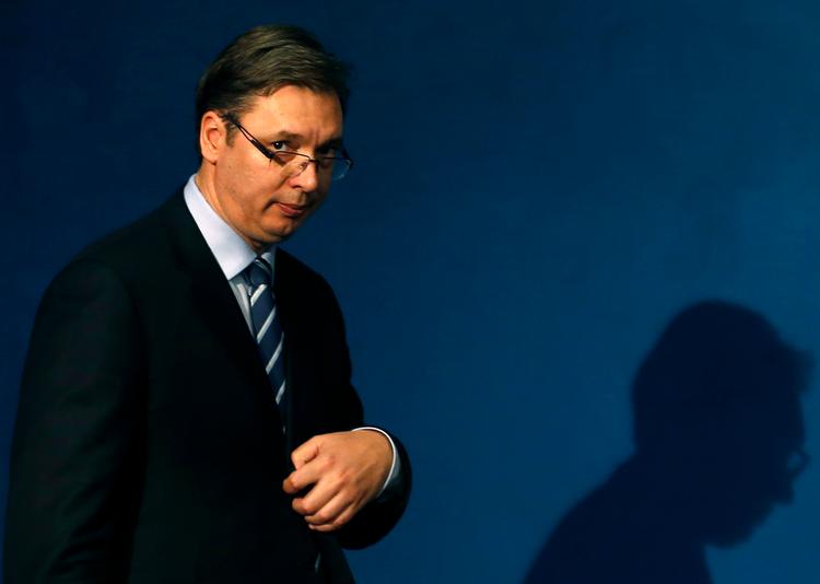 Aleksandar Vucic fremstår udadtil samarbejdsvillig over for EU, men samtidig plejer han et nært forhold til både Kina og Rusland. Foto: Darko Vojinovic/Ritzau Scanpix
