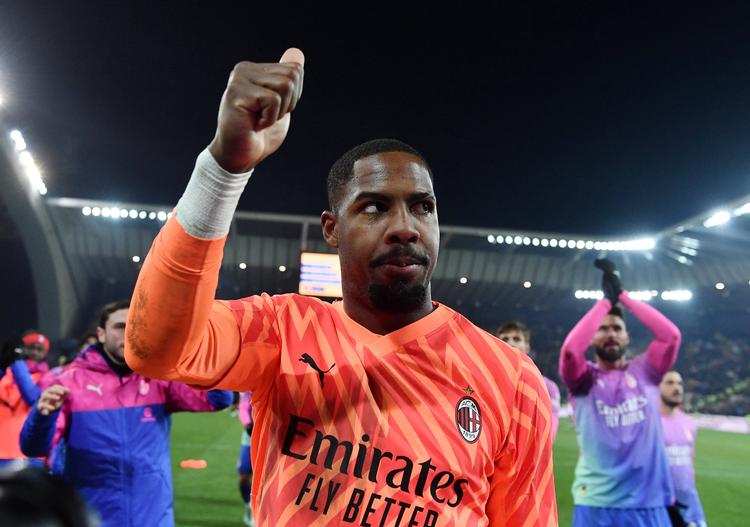  Mike Maignan kunne efter en skandaløs kamp rejse fra Udine med oprejst pande og som vinder.  Foto: Jennifer Lorenzini/Ritzau Scanpix