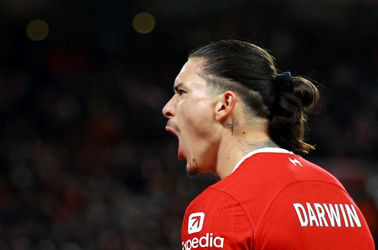 Liverpools Darwin Nuñez ramte træværket fire gange i 4-1-sejren over Chelsea. Det er aldrig sket før i Premier League. Foto: Carl Recine/Ritzau Scanpix