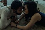  Donald Glover  og  Francesca Sloane er et forfriskende men også lidt fersk bud på en moderne underspillet ’Mr. &amp; Mrs. Smith’ . Foto: HBO Max