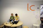 Skolebørns evne til at læse er blevet ringere de senere år, og regeringen anbefaler flere papirbøger i skolerne for at styrke læsningen. Arkivfoto Morten Langkilde