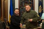 Ukraines præsident, Volodymyr Zelenskyj, fotograferet med Valerij Zaluzjnyj i dag.  Foto: Ukrainian Presidential Press Ser/Ritzau Scanpix