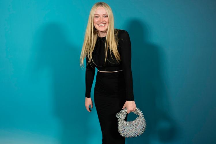 Dakota Fanning var kun fem år, da hun imponerede med sit skuespiltalent, og hun er lykkedes med også at blive anset voksenskuespiller.  Foto: John Locher/Ritzau Scanpix