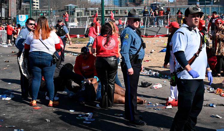 Skyderiet skete nær togstationen Union Station, hvor der var en fejring af Kansas City Chiefs’ sejr over San Francisco 49ers ved Super Bowl søndag amerikansk tid. Foto: Andrew Caballero-reynolds/Ritzau Scanpix