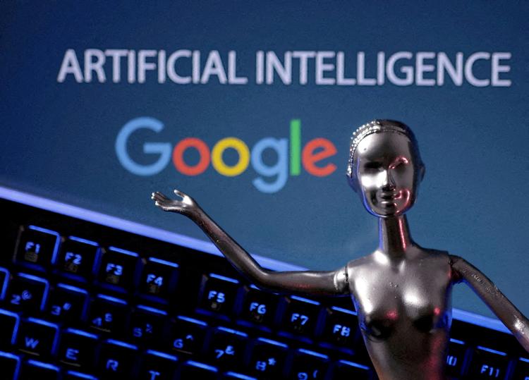 Google har lukket sin nylancerede AI-billedgenerator, Gemini, fordi den bliver beskyldt for at omskrive historien. Foto: Dado Ruvic/Ritzau Scanpix