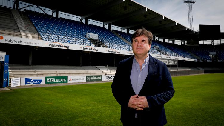 Paul Conway, ejer af fodboldklubben Esbjerg fB, har svært ved at forstå, at klubben er sendt i rekonstruktion.   Foto: Anders Brohus